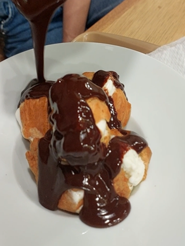 Profiteroles